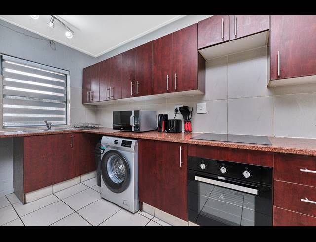 2 BEDROOM APARTMENT FOR SALE IN JACKAL CREEK GOLF ESTATE